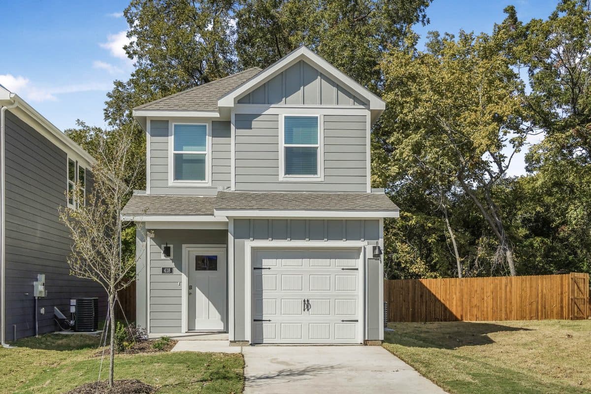 A Mid South rental home in Dallas, TX