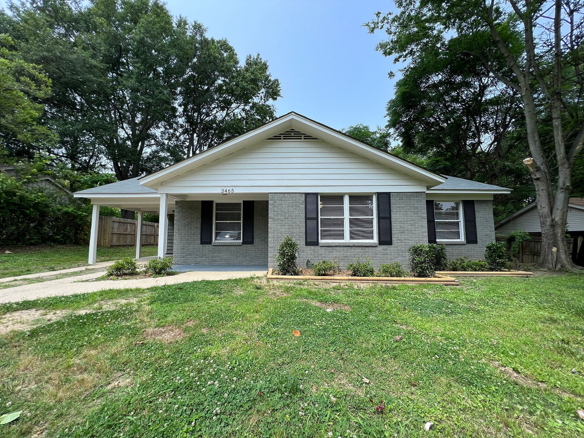 3465 Obion Dr, Memphis, TN
