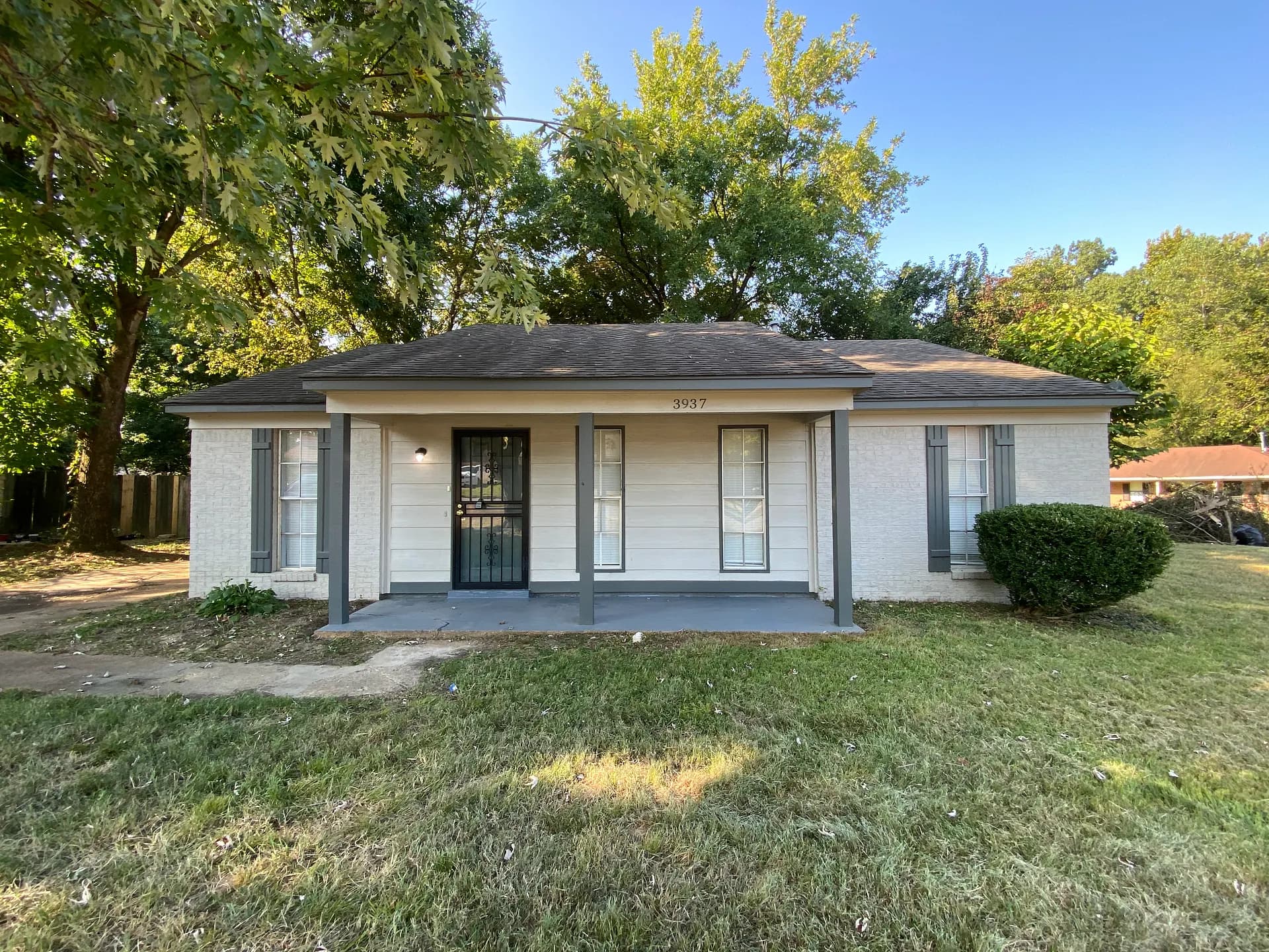 3937 Twin Lakes Drive