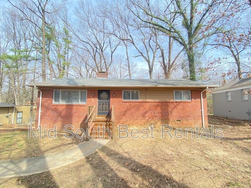 4912 Lochinvar Rd, Memphis, TN