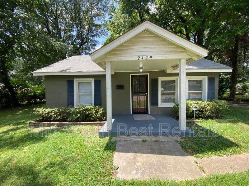 2429 Pecan Cir, Memphis, TN